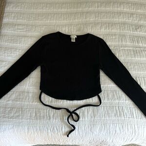 Cropped Black Longsleeve Top